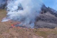 Kebakaran di savana Gunung Bromo 