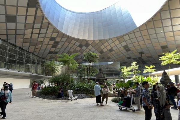 Alhamdulillah, Bandara Dhoho Kediri Berangkatkan Jemaah Umrah Perdana